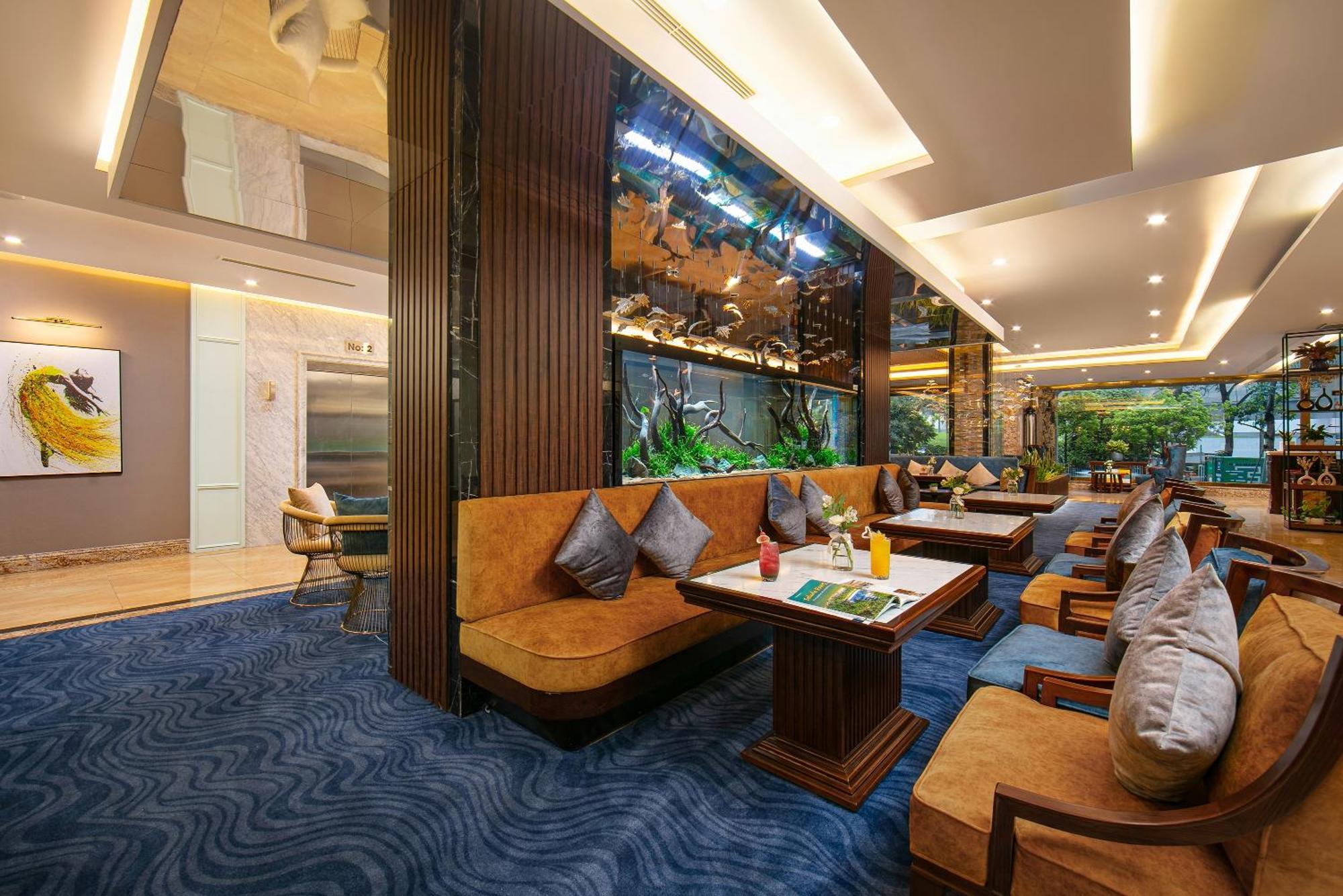 Hotel Gloud 4*