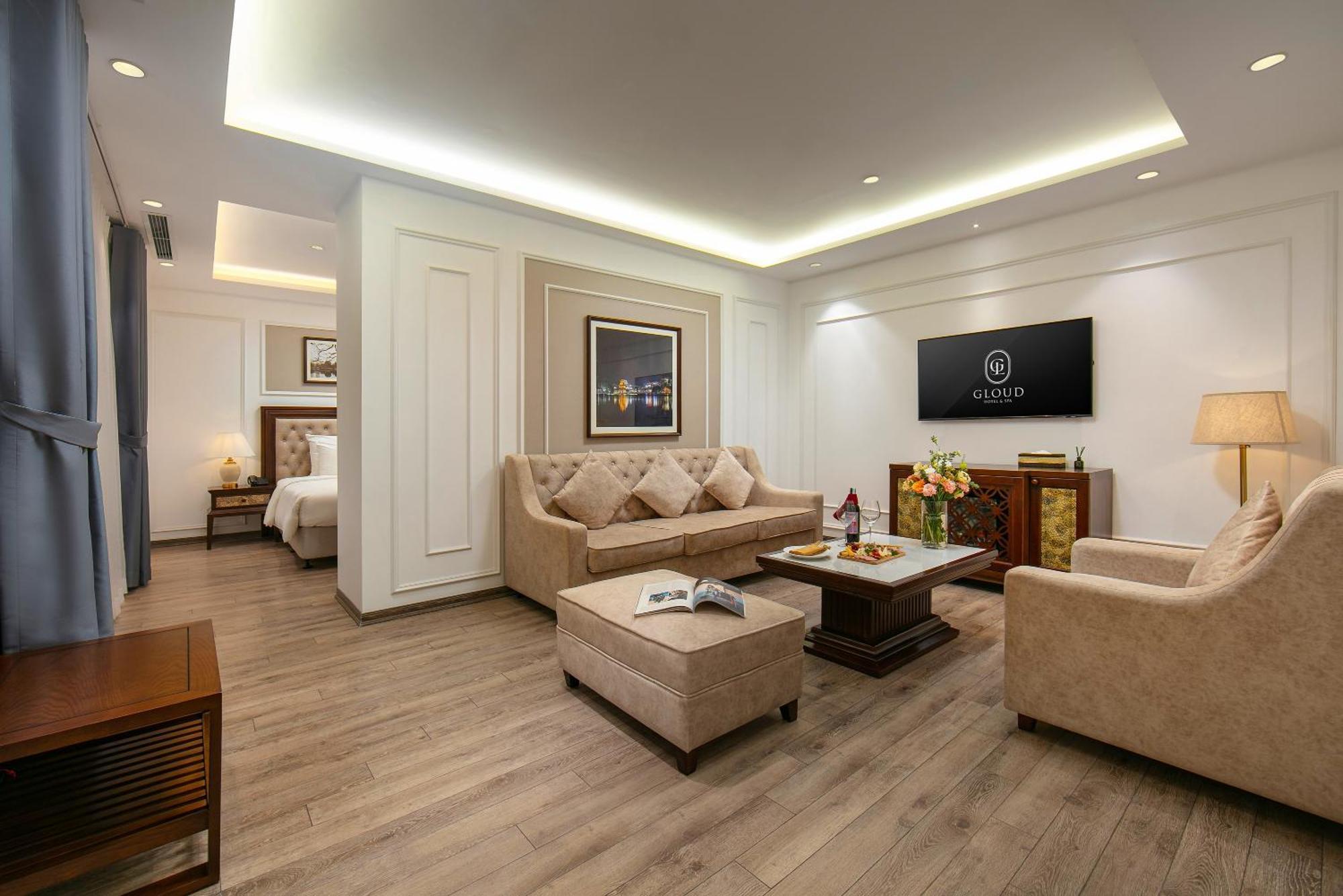 Khách sạn Gloud 4*