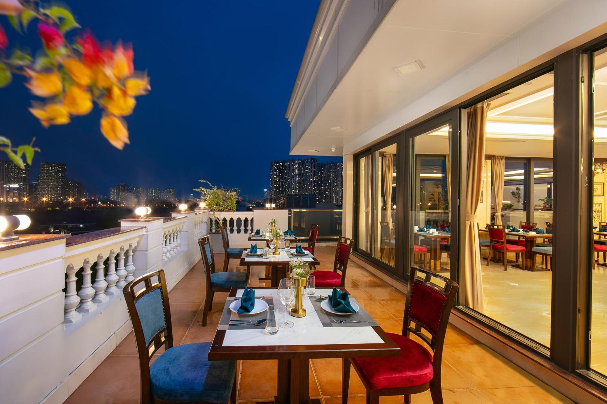 Khách sạn Gloud 4*